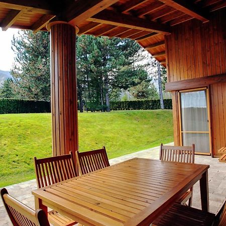 Villa Four Seasons Raslog Exterior foto