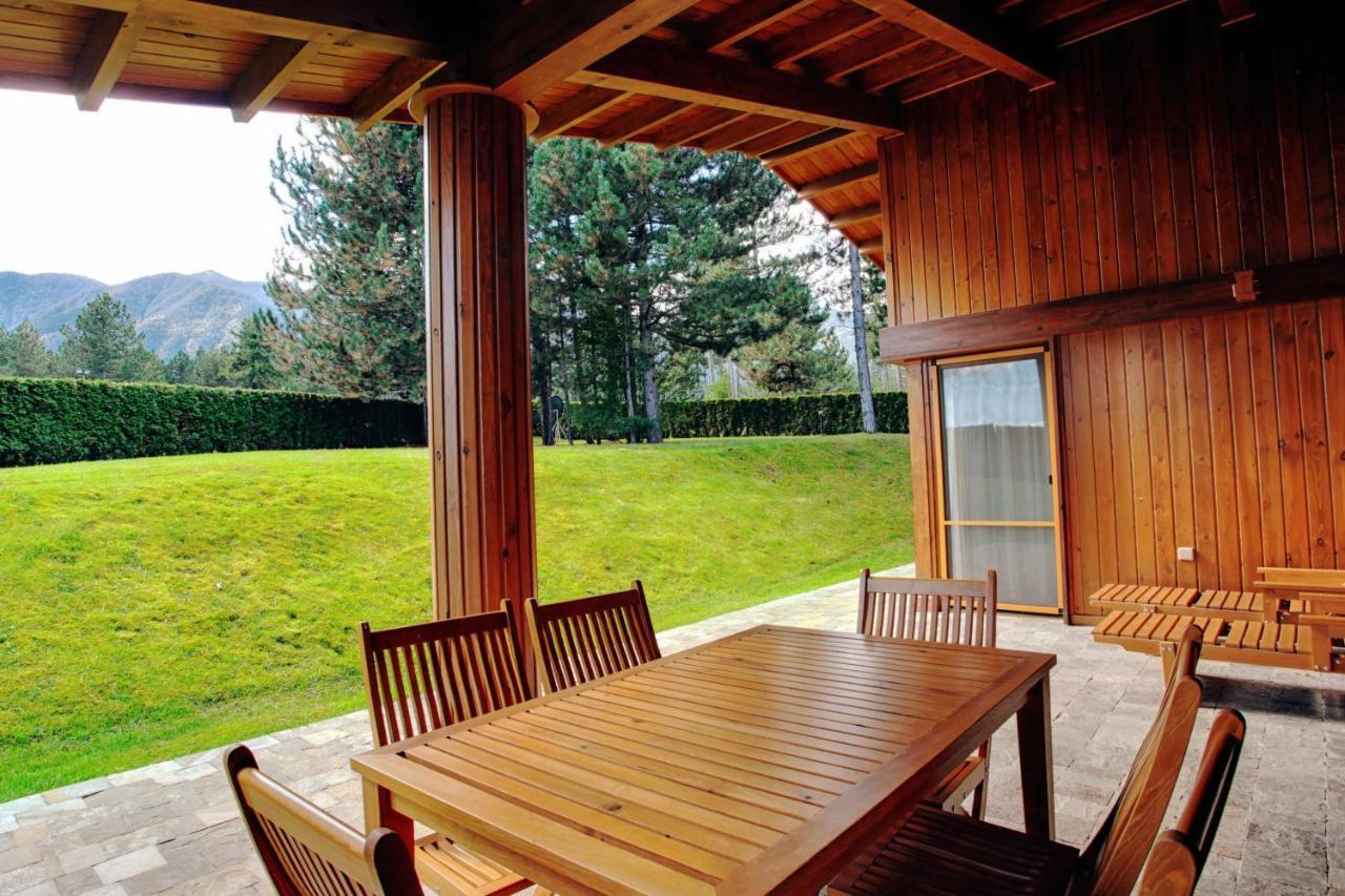 Villa Four Seasons Raslog Exterior foto